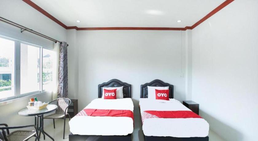 Oyo 75394 Sakthong Grand Hotel Чіанґ-Кгонґ Екстер'єр фото