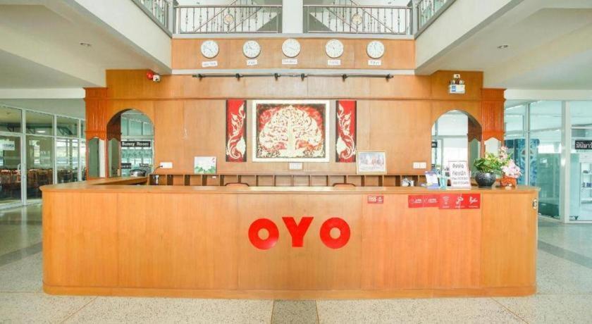 Oyo 75394 Sakthong Grand Hotel Чіанґ-Кгонґ Екстер'єр фото