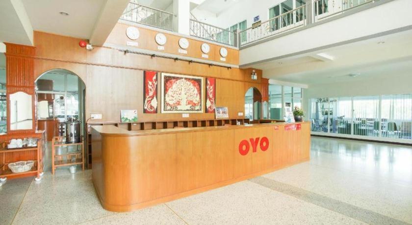 Oyo 75394 Sakthong Grand Hotel Чіанґ-Кгонґ Екстер'єр фото